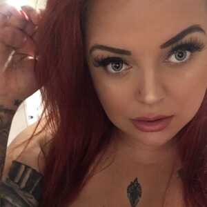 Female,  31 Pontnewydd, Uk