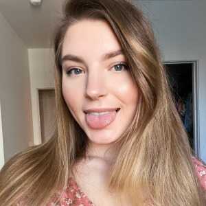 Female,  23 Wales, Uk