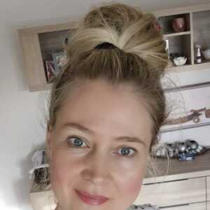 Female,  41 Sunderland, Uk